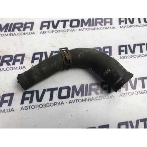 Патрубок системи охолодження Opel Astra H 1.9 СDTI 2004-2010 55200630